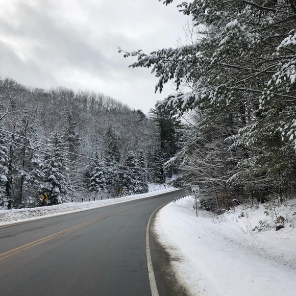 Meet your Posher, Amanda - Picture 1 of 1